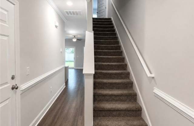 73 Dorsey Drive Gallery 3