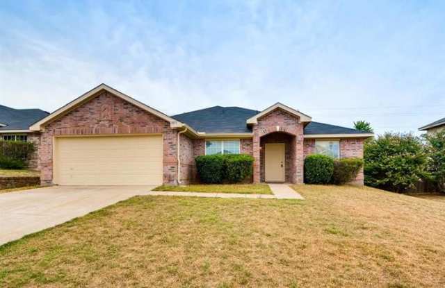 1031 Cove Hollow Drive - 1031 Cove Hollow Drive, Cedar Hill, TX 75104