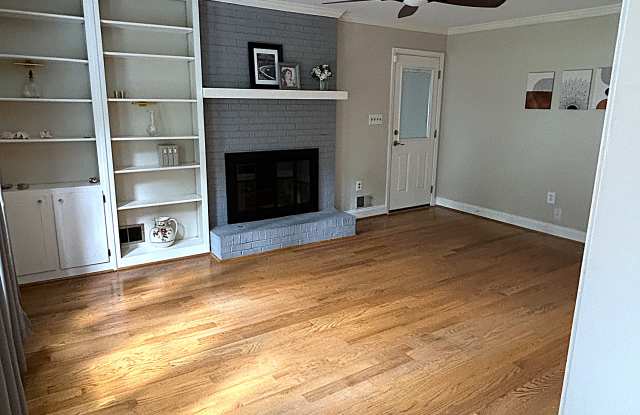 2590 Bentbrook Court Gallery 3