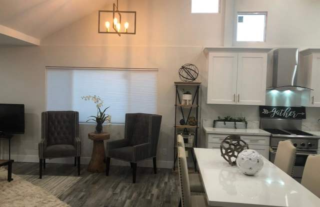 3706 Seneca Avenue Gallery 3