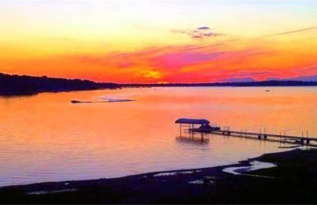 101 Wildwood Beach Road - 101 Wildwood Beach Road, Mahtomedi, MN 55115