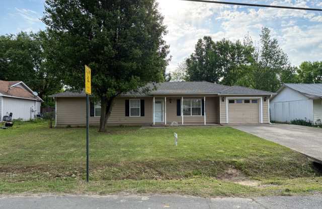 303 N Polk St - 303 North Polk Street, Cabot, AR 72023