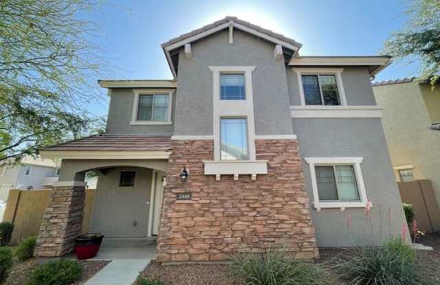 2449 E VERMONT DR photos photos