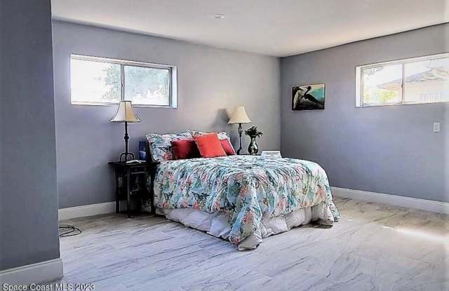 2223 Smathers Circle South photos photos