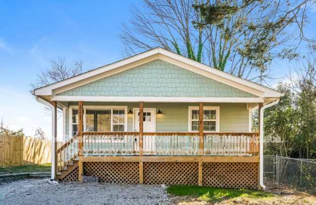 121 Gilbert Ave photos photos