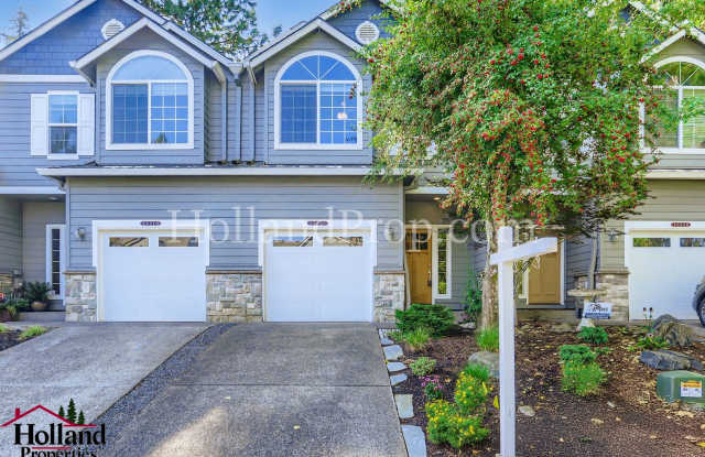 Charming 3-Bedroom Beaverton Townhome with Attached Garage! photos photos