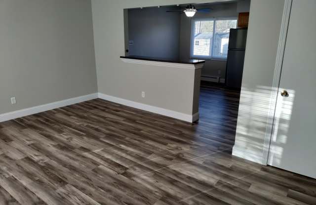 109 Welcome Way Boulevard East Gallery 3