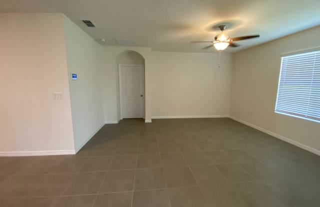 172 Ludisia Loop Gallery 3