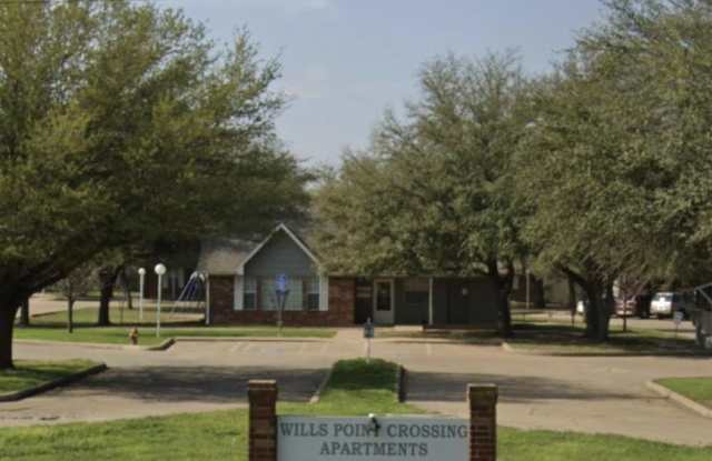 501 Lake Dr. Gallery 3