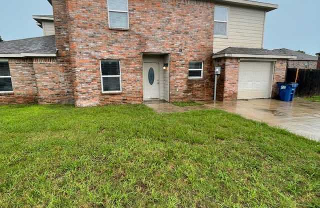 1101 Parkview-Duplex, Princeton 75407 photos photos