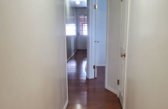 2 Bedroom up stairs apartment photos photos