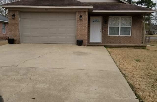 904 E. 5th St photos photos