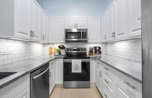 1106 Hyacinth Place photos photos