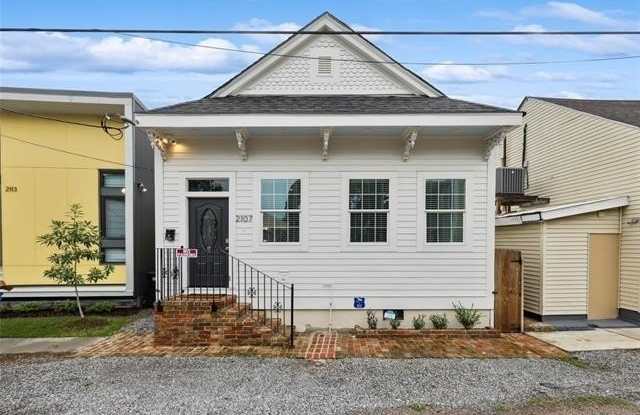 2107 HARMONY Street photos photos