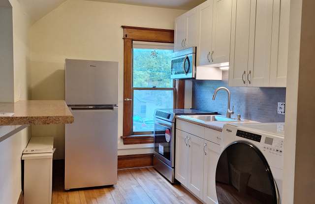 384 Hall Ave photos photos