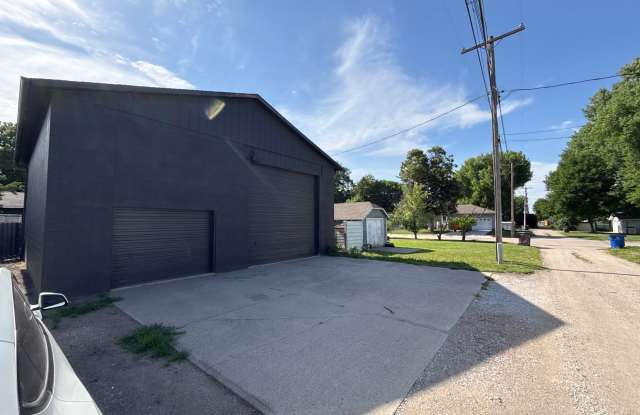 1103 Pierce Street - Garage Gallery 2