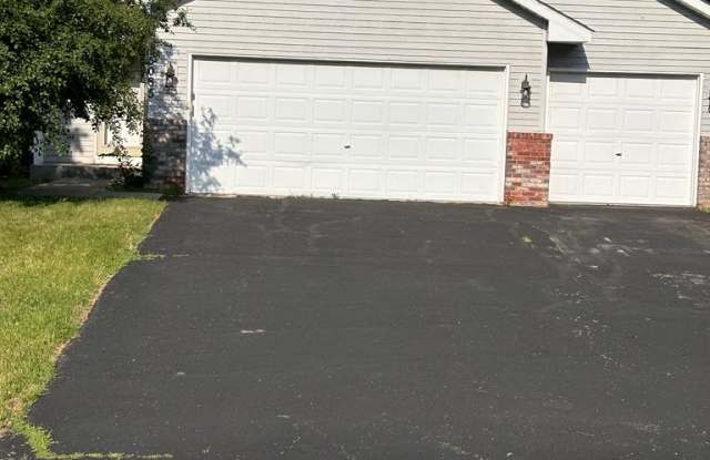 15085 Oakcrest Court - 15085 Oakcrest Court, Savage, MN 55378