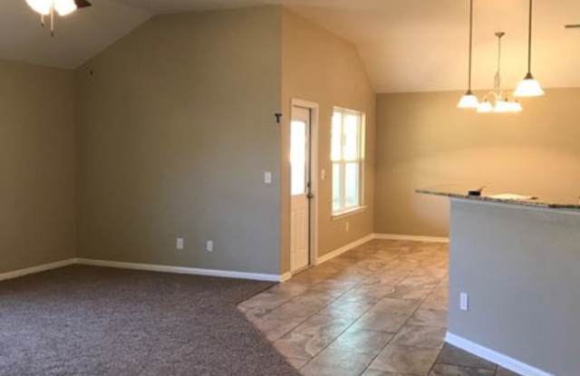Gorgeous Open Floor Plan in Nolanville! Gallery 4