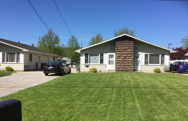 2318 Midland Drive photos photos