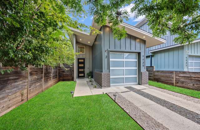 1125 Denfield #2 photos photos