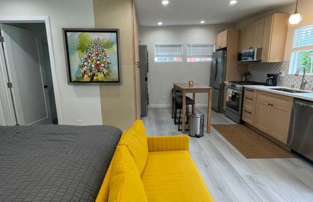 Charming Brand-New Studio ADU for Rent – Private & Modern Living Gallery 4