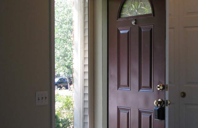 43836 LABURNUM SQ Gallery 4