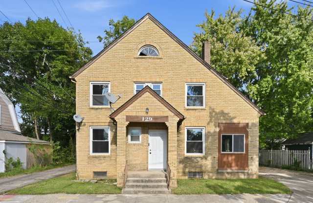 2 Bed 1.5 Bath Single House in Xenia! photos photos