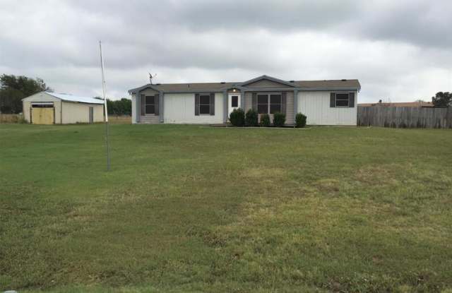 8330 Rodeo Dr - 8330 Rodeo Drive, Kaufman County, TX 75160