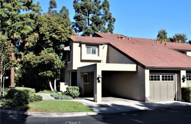 122 Stanford Court - 122 Stanford Court, Irvine, CA 92612