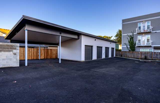 BRAND NEW - Reserve Street Lofts - ADA - Gated - 4 weeks Free & Free xfinity internet! Gallery 3