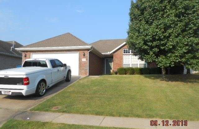 504 SW Maidstone Avenue photos photos
