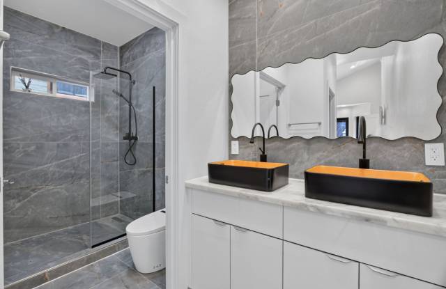 16520 Huron Drive Gallery 4