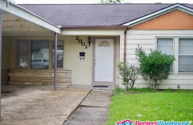 2002 Kentucky St Gallery 2