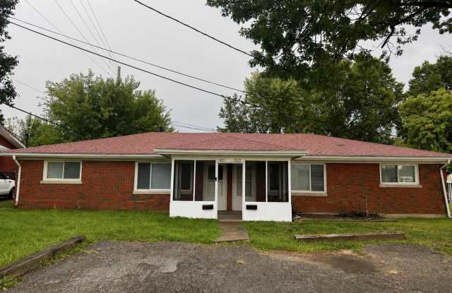 2420 Farnsley Rd photos photos