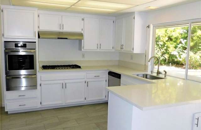 2346 Sarandi Grande Drive Gallery 3