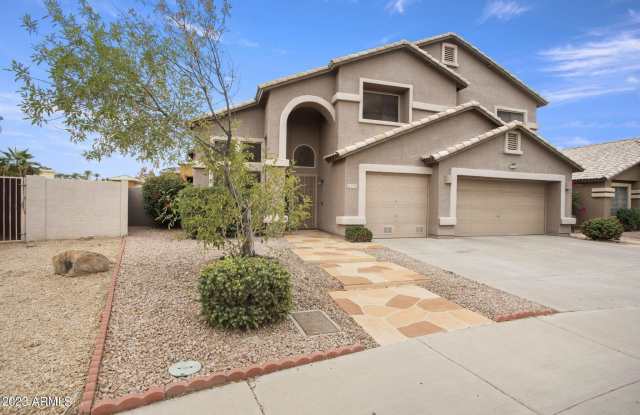 7775 N 52ND Drive Gallery 2