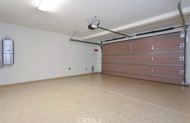 107 Bianco photos photos