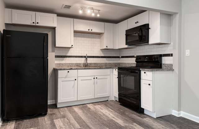 Vesta Avenue Apartments Gallery 1