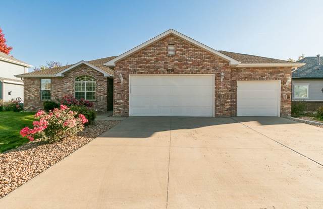 Wonderful ranch style brick home! photos photos