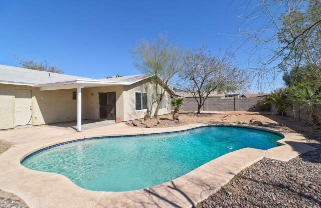 915 W YALE Drive - 915 West Yale Drive, Tempe, AZ 85283