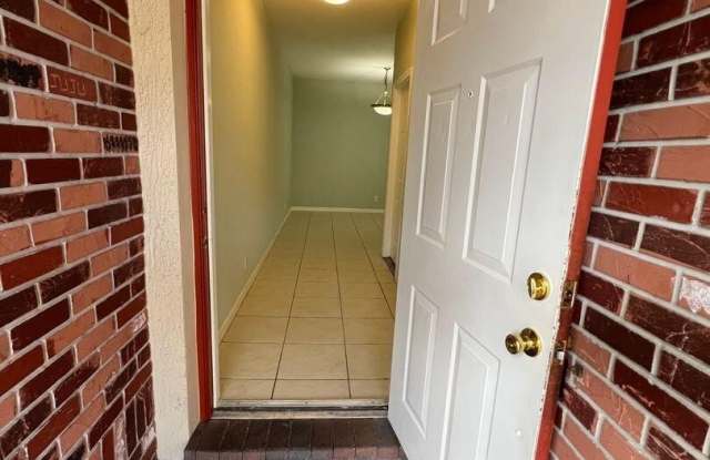 3361 NW 29TH Court Gallery 2