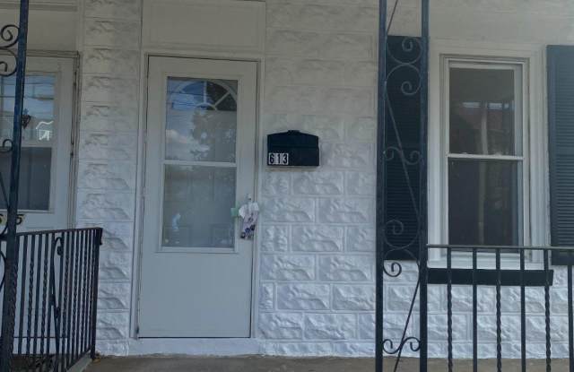 613 SPRING MILL Avenue Gallery 1