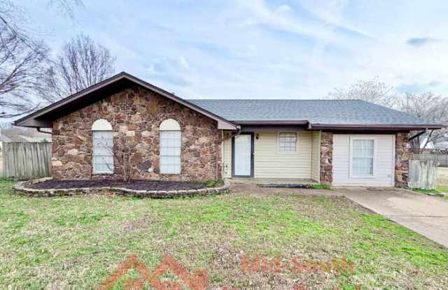 465 Shelton Road - 465 Shelton Road, Collierville, TN 38017