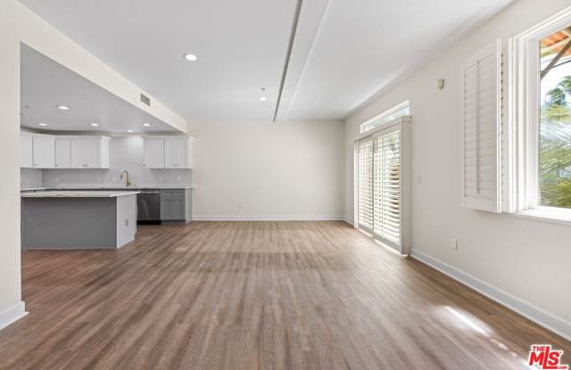 13200 Pacific Prome Gallery 3