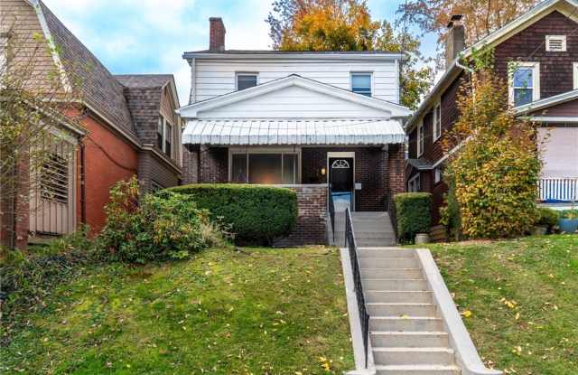 944 Woodbourne Ave - 944 Woodbourne Avenue, Pittsburgh, PA 15226