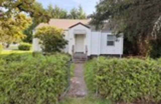 2444 34th Ave- Longview, WA Gallery 1