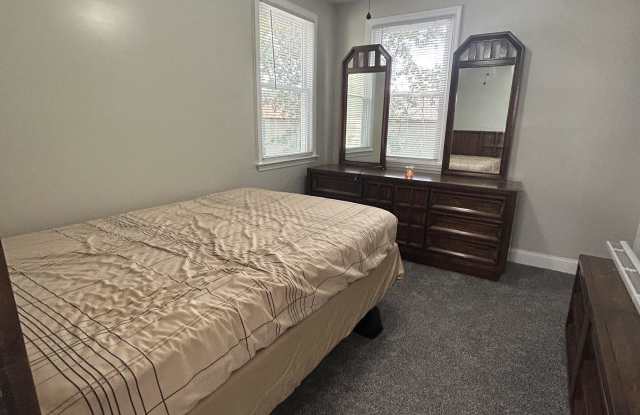 822 Rosedale Arch Gallery 3