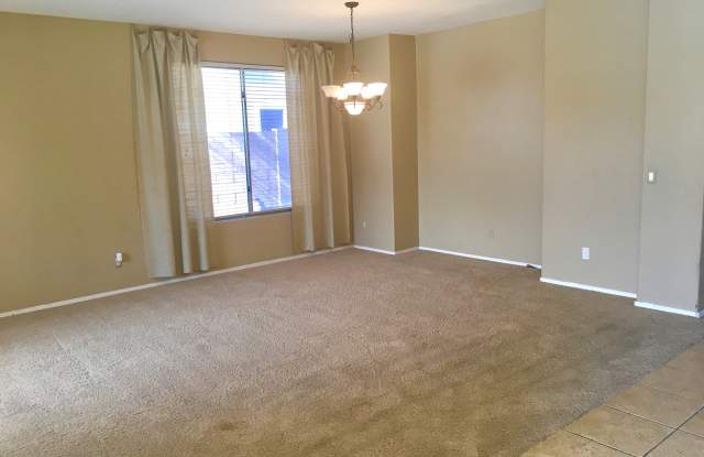 1836 E Bartlett Pl Gallery 4