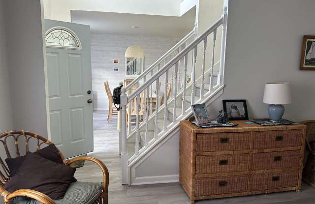 1304 Vardon Road Gallery 2