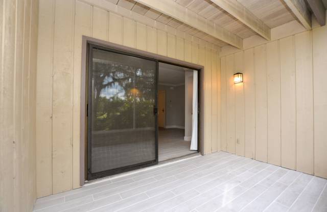 1st floor Studio Apartment for rent in Grenelefe Condominiums Gallery 4